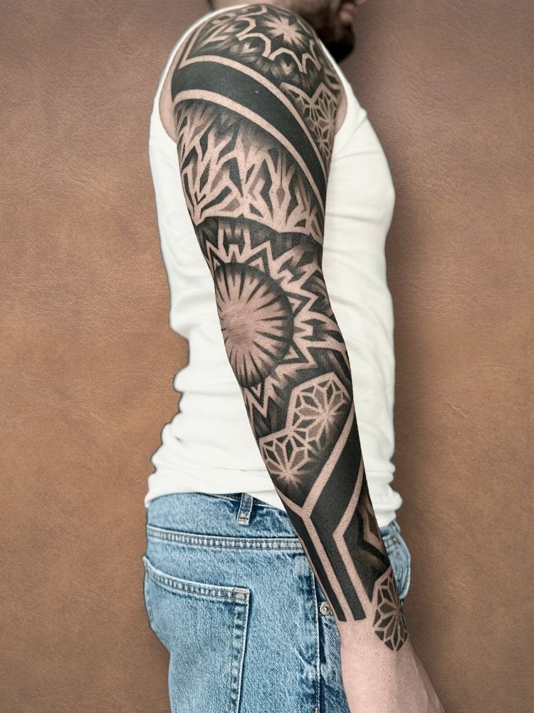 E_esposto_tatuatrice_italiana (13)