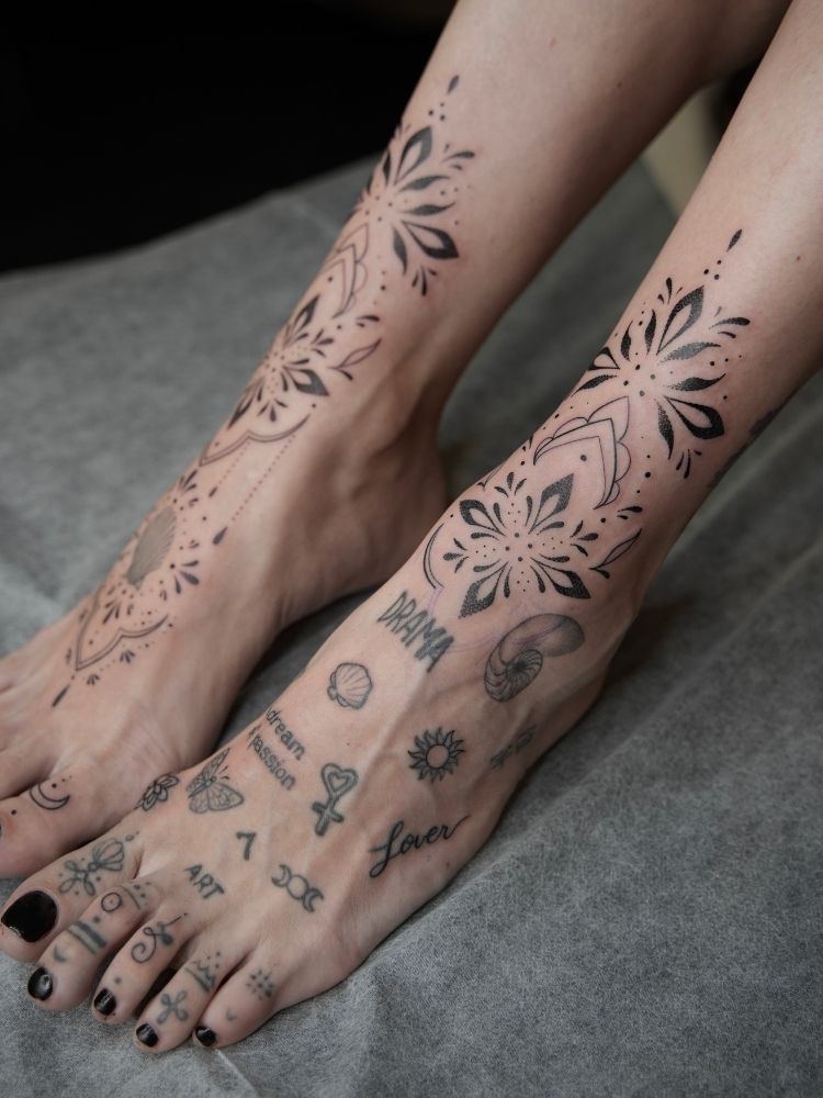 E_esposto_tatuatrice_italiana (17)