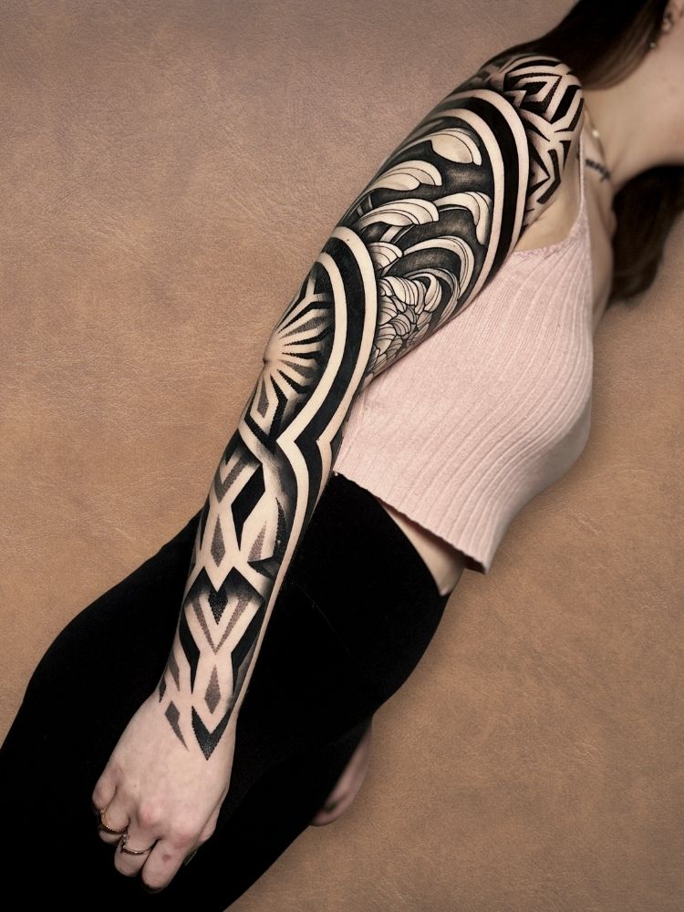 E_esposto_tatuatrice_italiana (20)