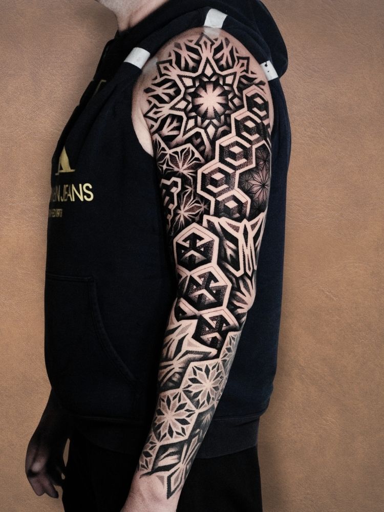 E_esposto_tatuatrice_italiana (36)