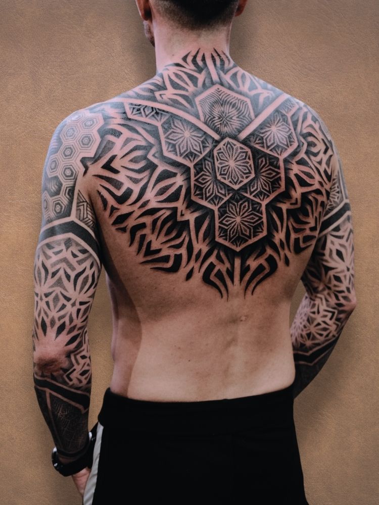 E_esposto_tatuatrice_italiana (42)