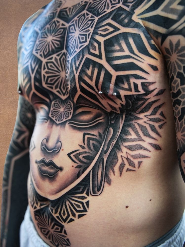 E_esposto_tatuatrice_italiana (46)