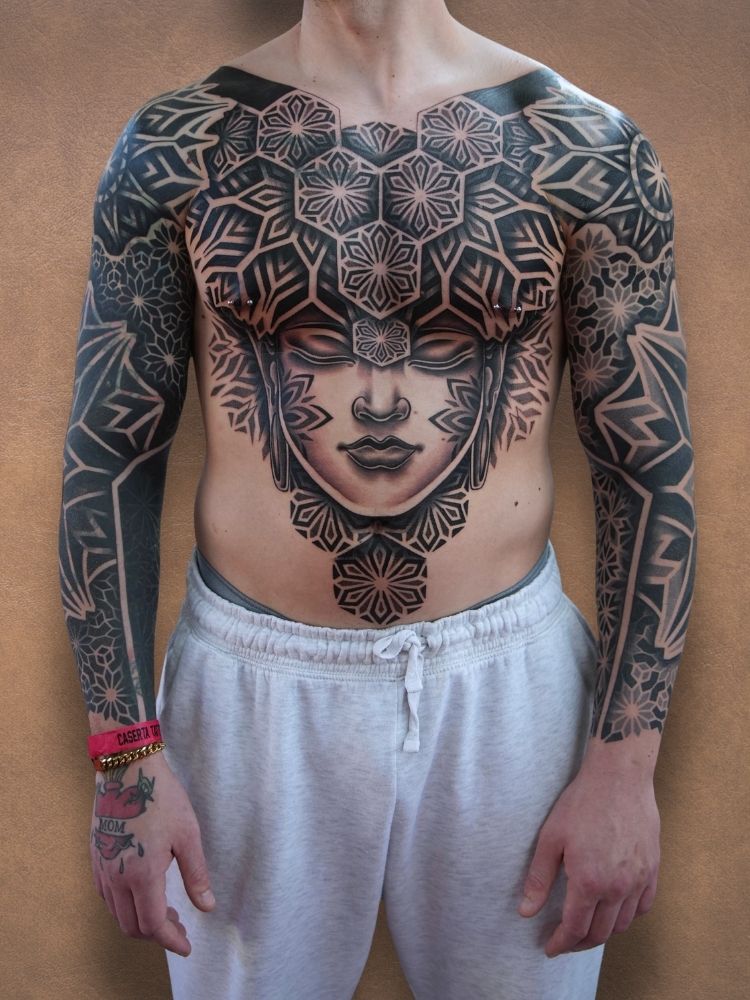 E_esposto_tatuatrice_italiana (48)