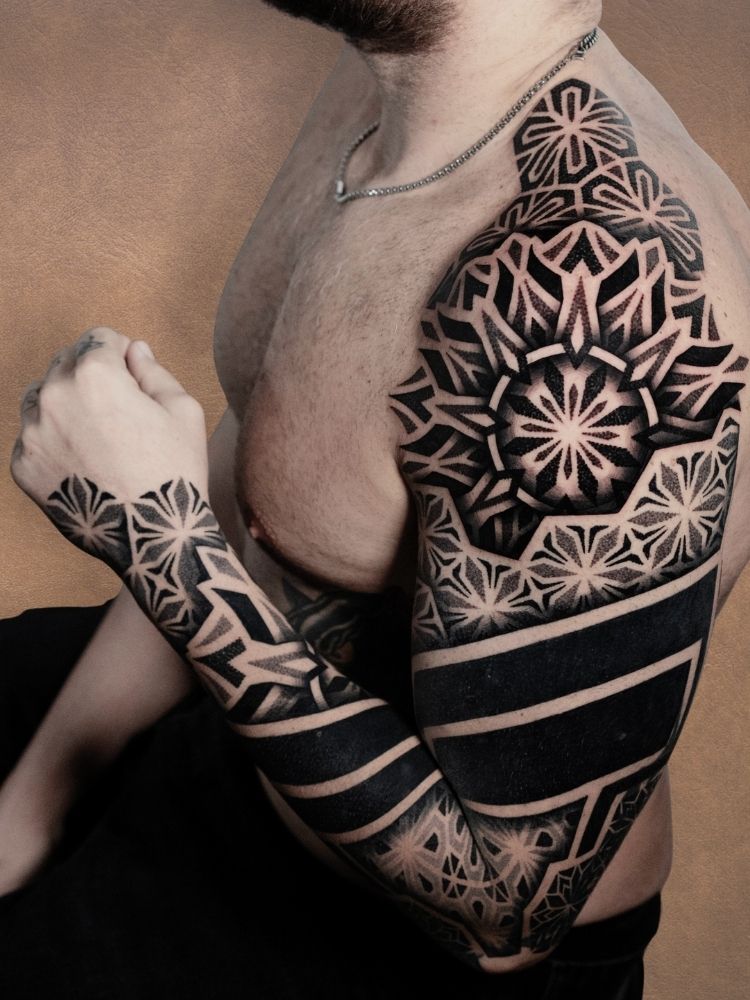 E_esposto_tatuatrice_italiana (49)