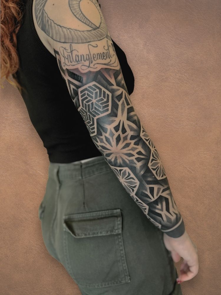 E_esposto_tatuatrice_italiana (5)