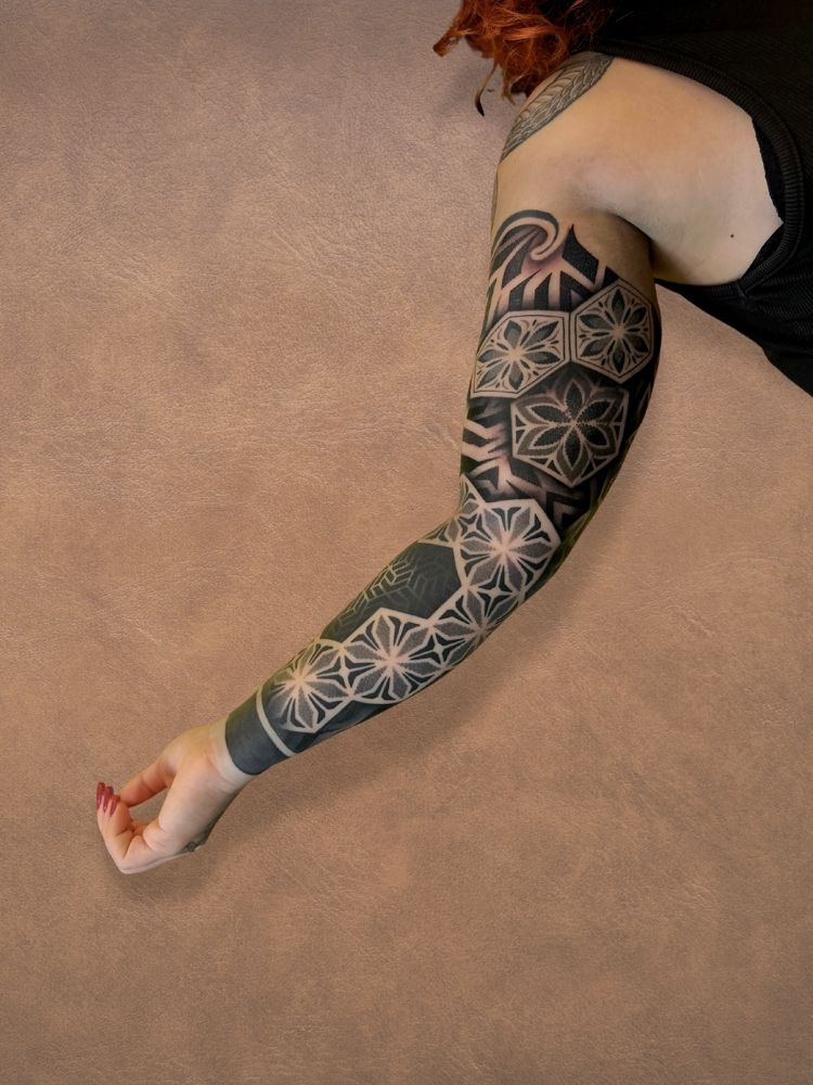 E_esposto_tatuatrice_italiana (6)